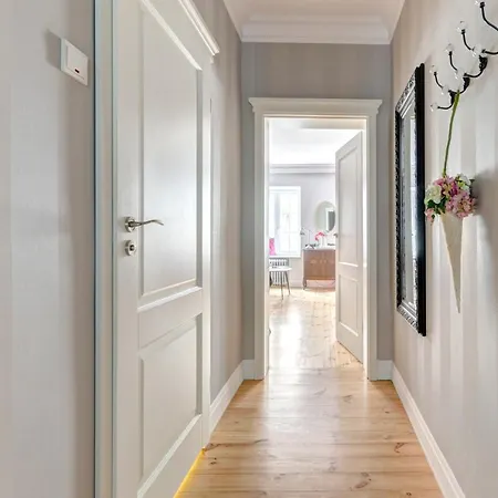 Old Town Dluga & By Renters 아파트