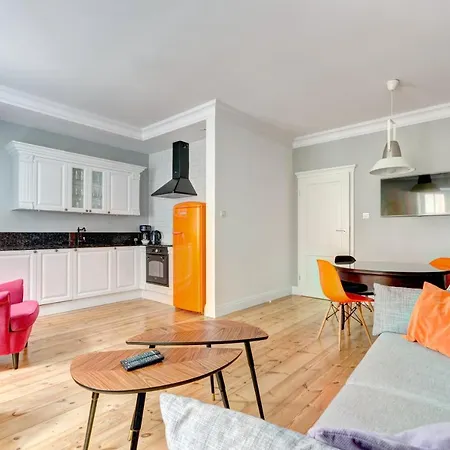 Old Town Dluga & By Renters *