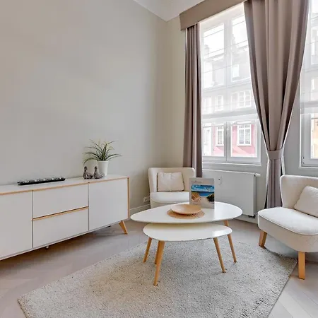 아파트 Old Town Dluga & By Renters *