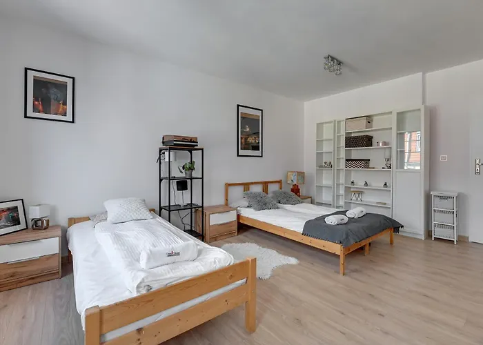 Old Town Dluga & By Renters גדנסק