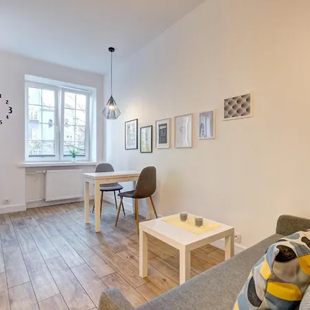 Old Town Dluga & By Renters *