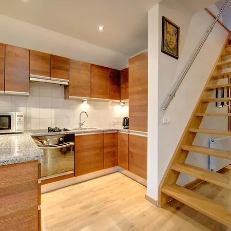 Old Town Dluga & By Renters