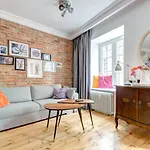 Apartments Old Town Dluga & By Noclegi Renters
