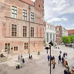Apartment Apartments Old Town Dluga & By Noclegi Renters *