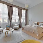 Apartments Old Town Dluga & By Noclegi Renters Apartment